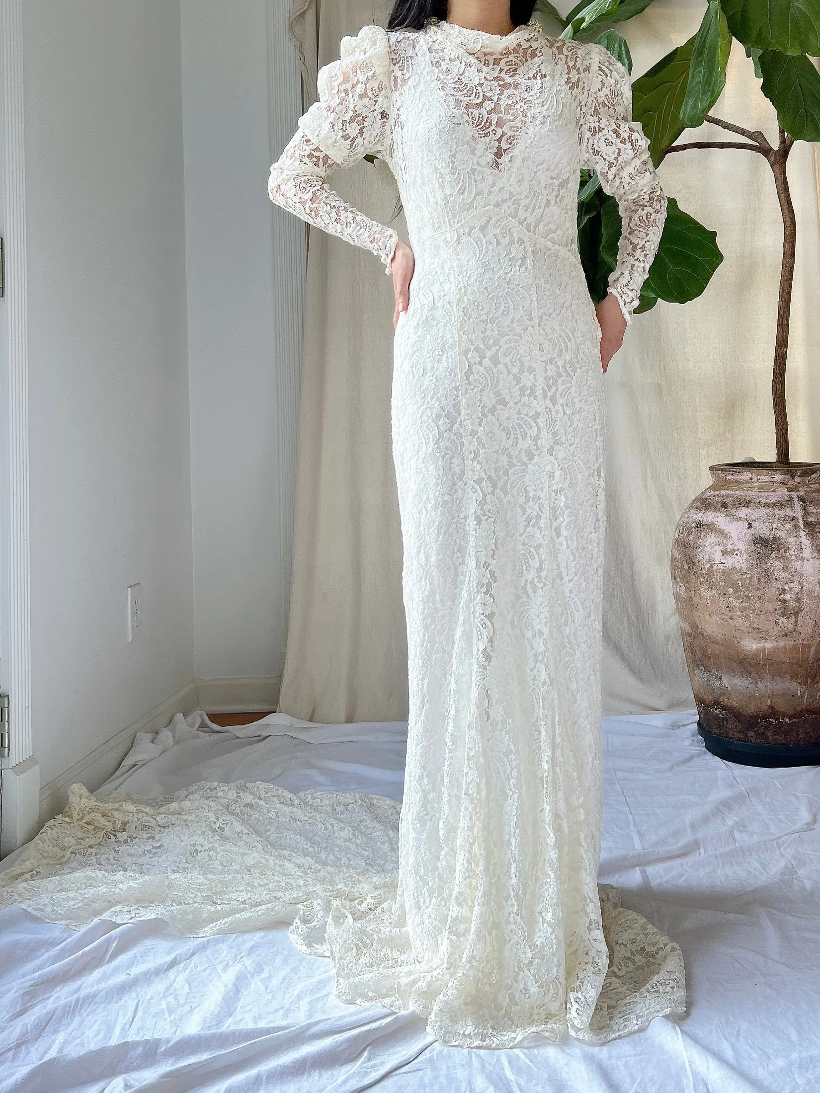1930s Lace Long Sleeve Gown - XXS