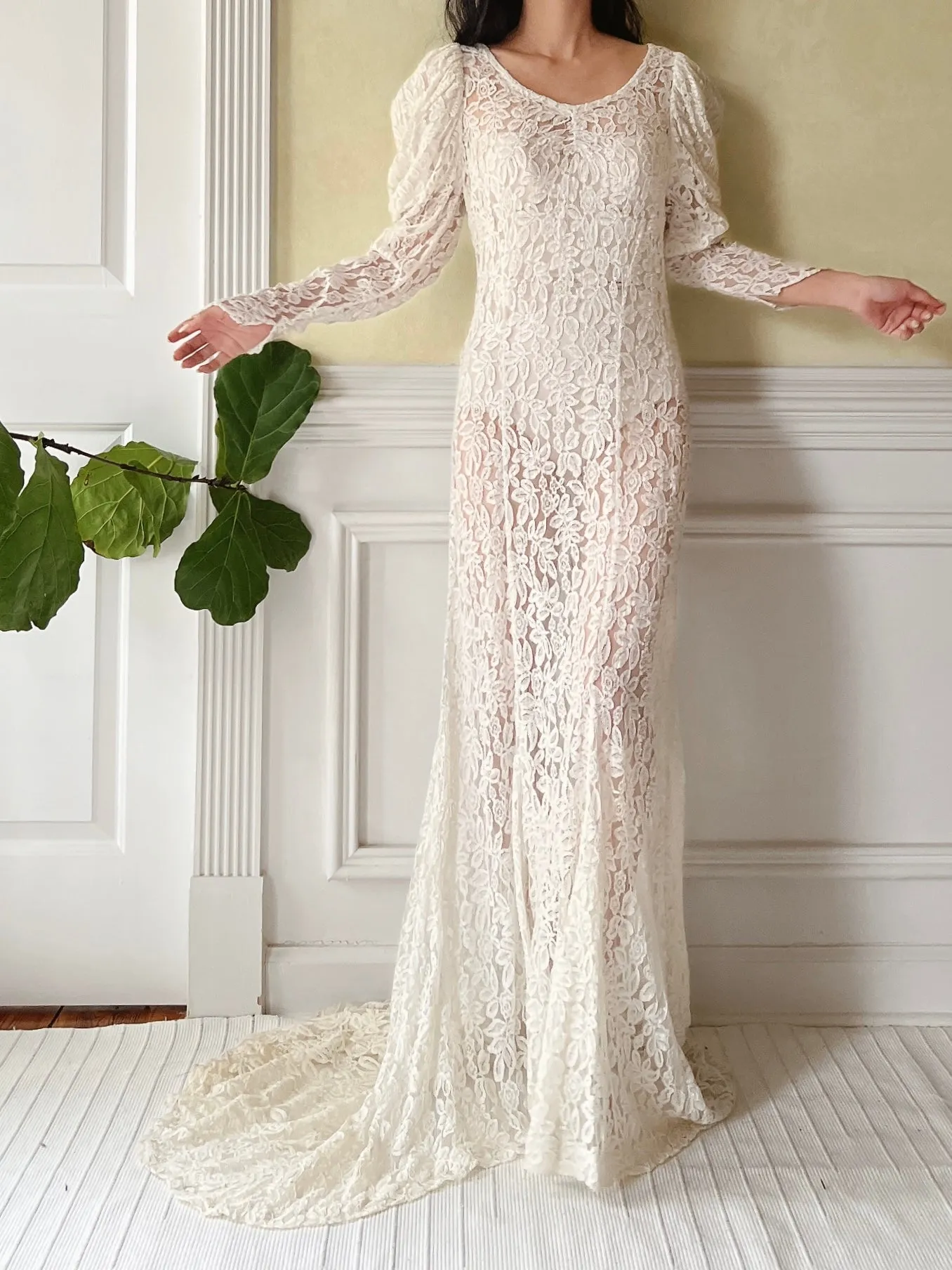 1930s Puff Sleeves Lace Wedding Gown - S