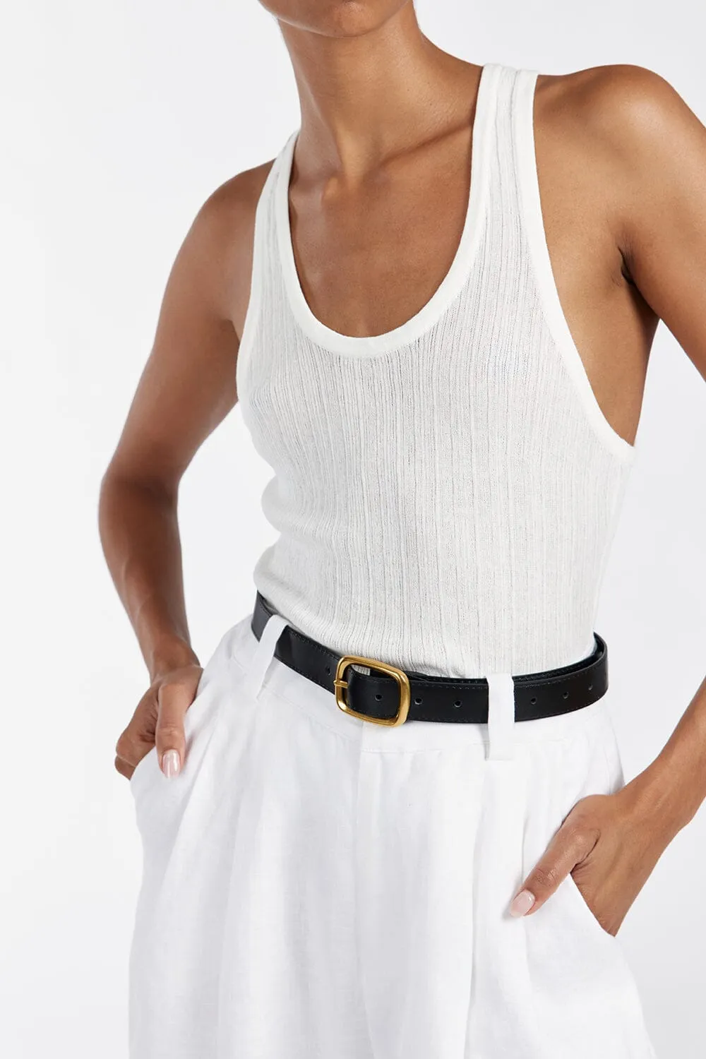 ALMA WHITE TEXTURED SCOOP KNIT TANK