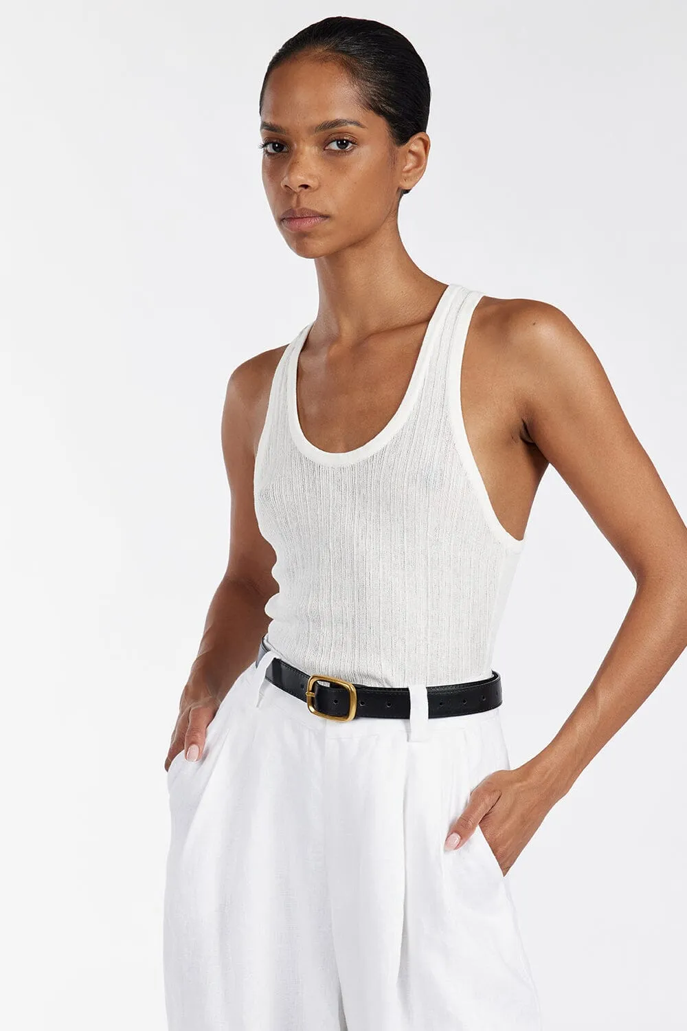ALMA WHITE TEXTURED SCOOP KNIT TANK