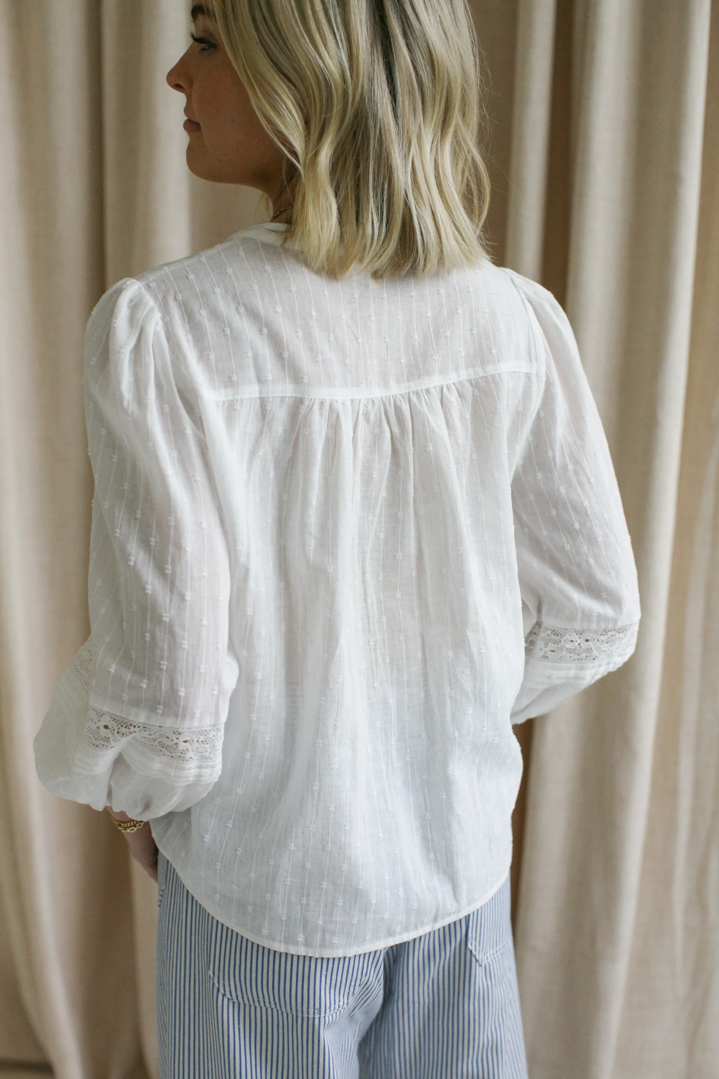 Collins Balloon Sleeve Blouse