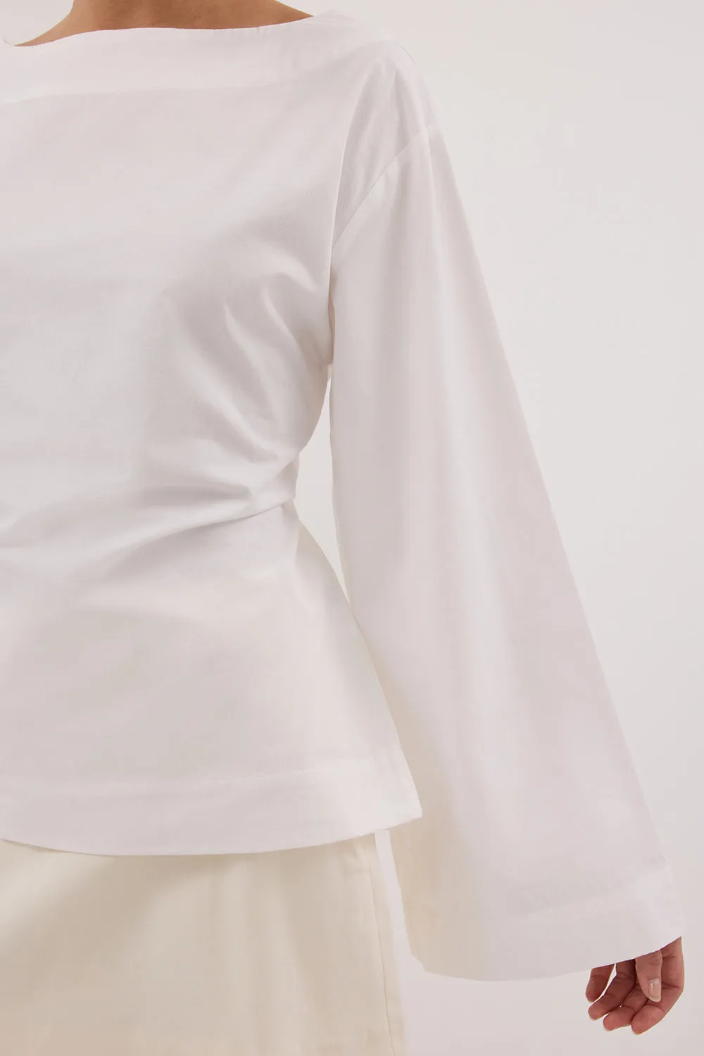 IVY WHITE LONG SLEEVE TOP