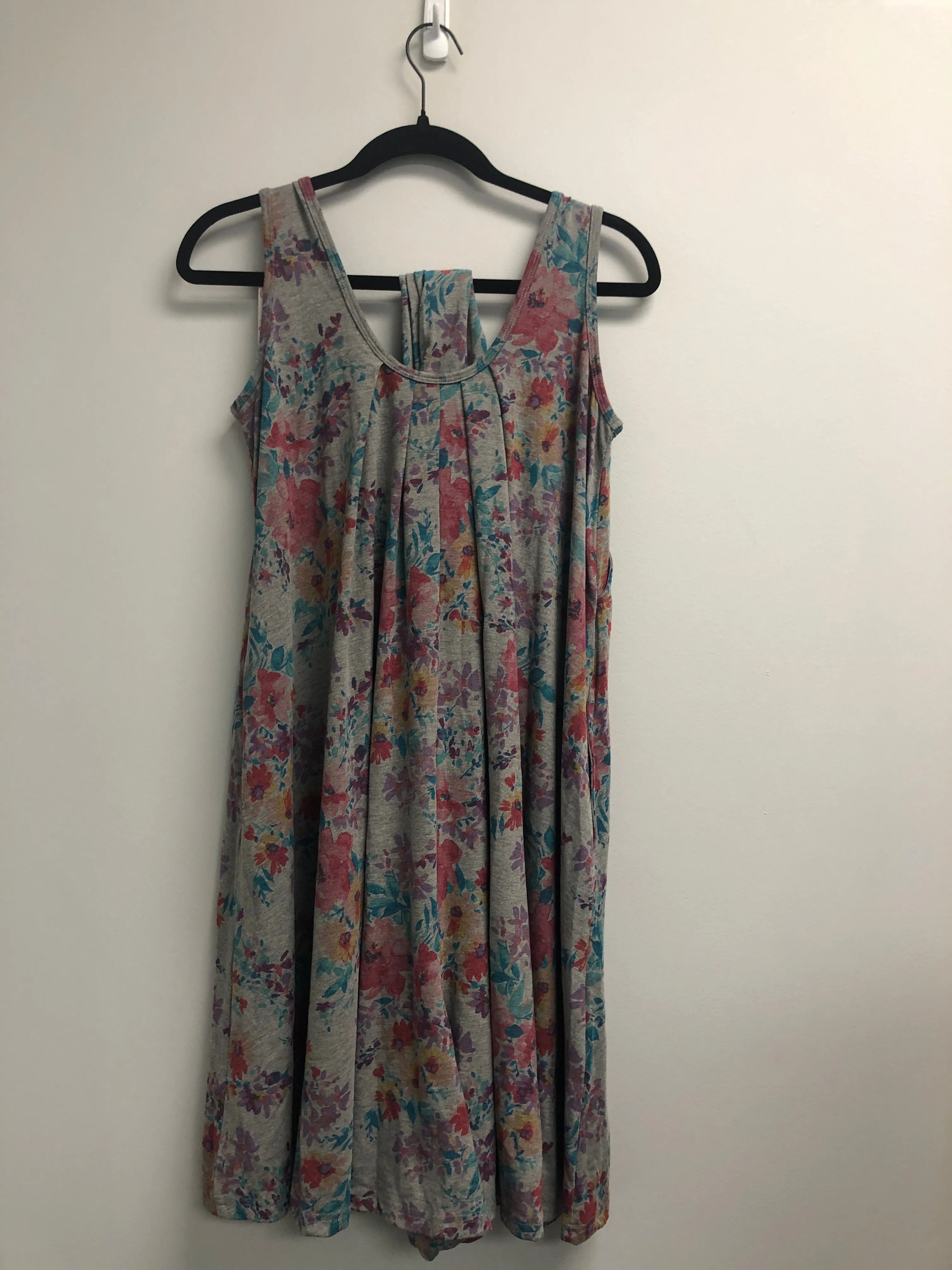 Outlet 7138 - The Momper® Printed Nursing Romper - Fresco Garden - Petite