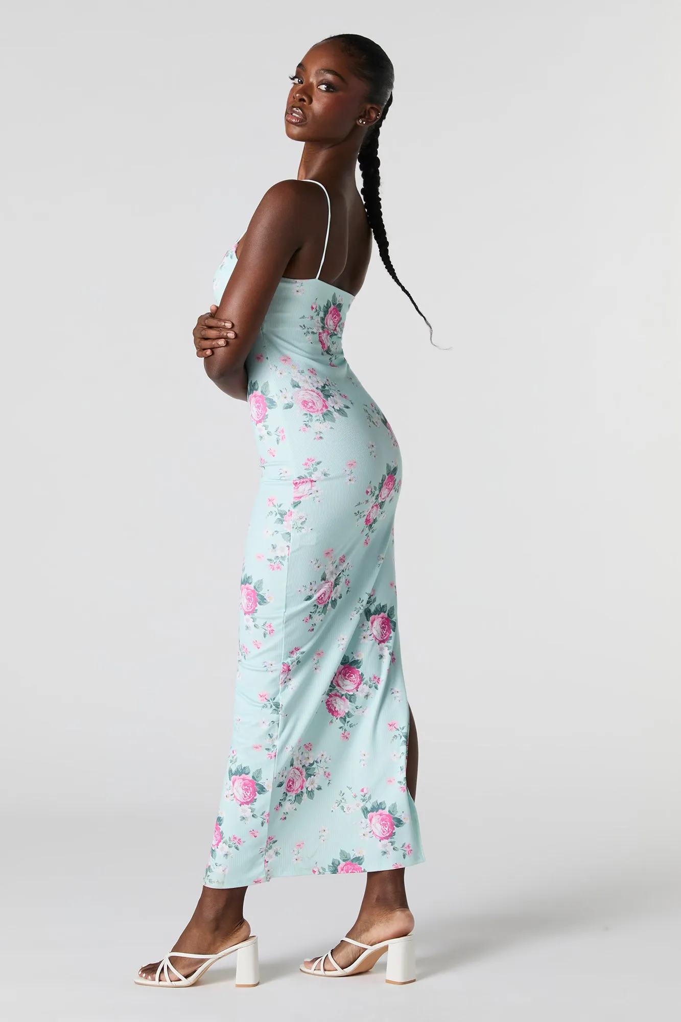 Robe maxi moulante côtelée avec fente