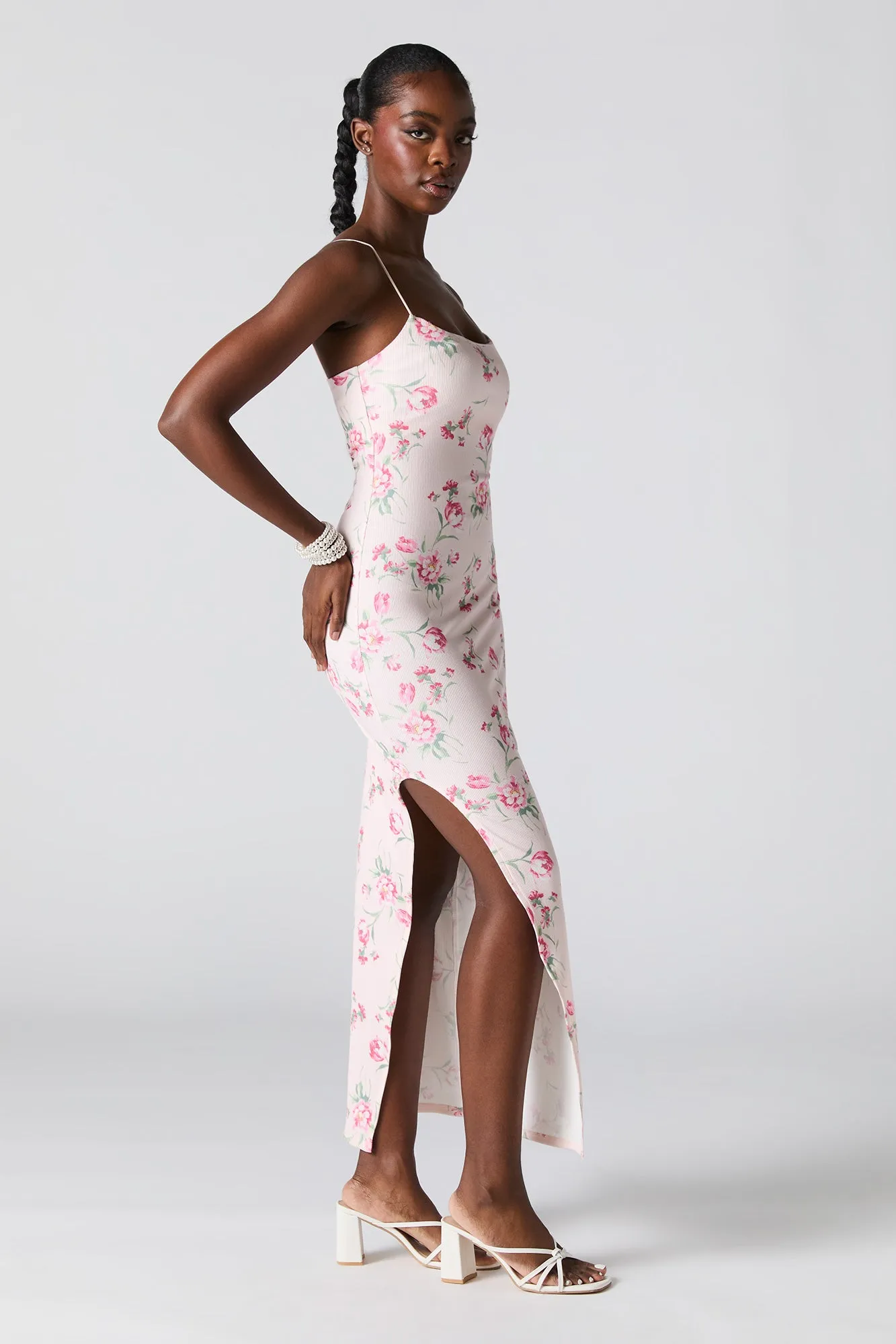 Robe maxi moulante côtelée avec fente
