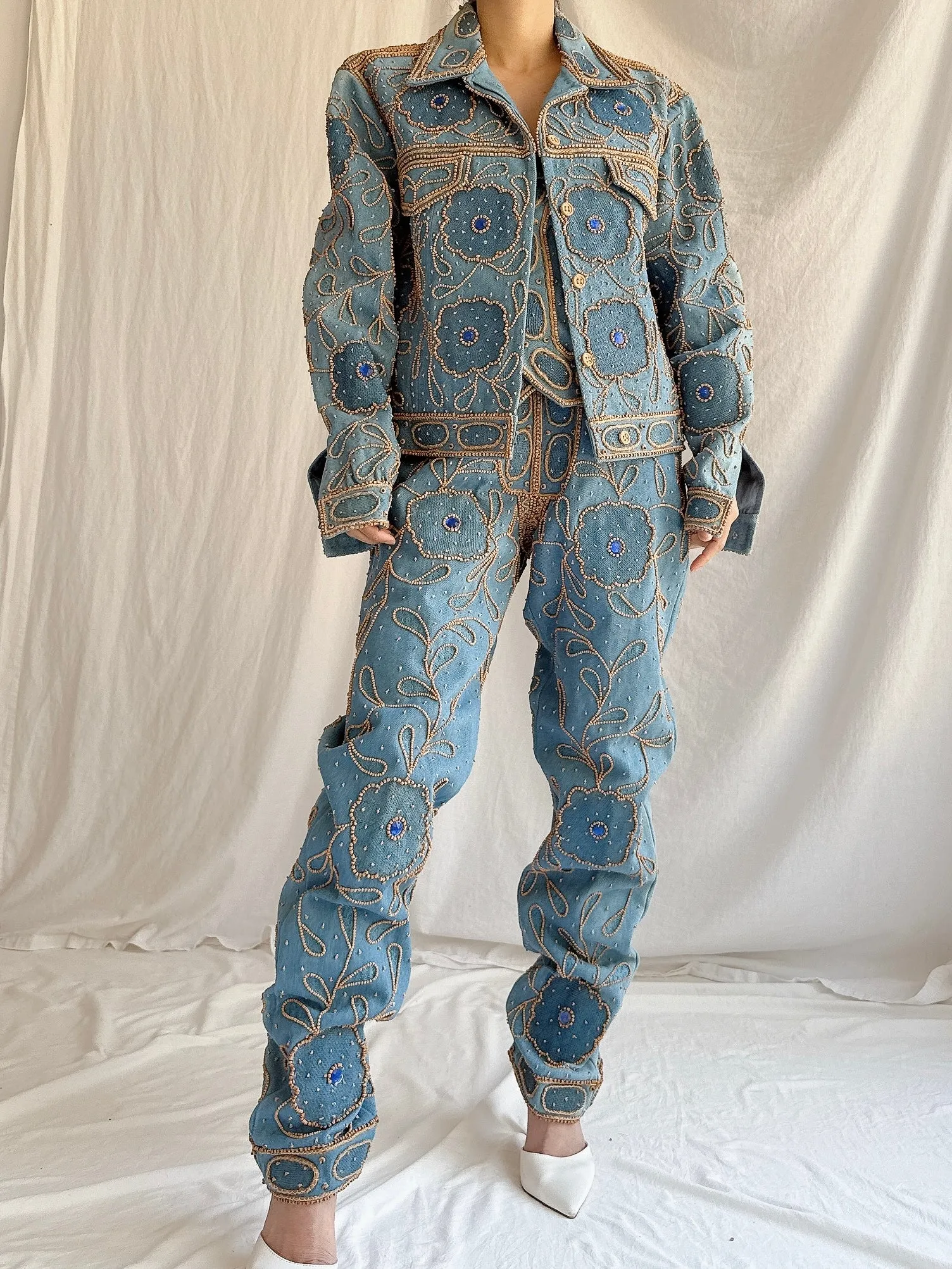 Vintage Eavis and Brown Wood-Embroidered Denim Set - M