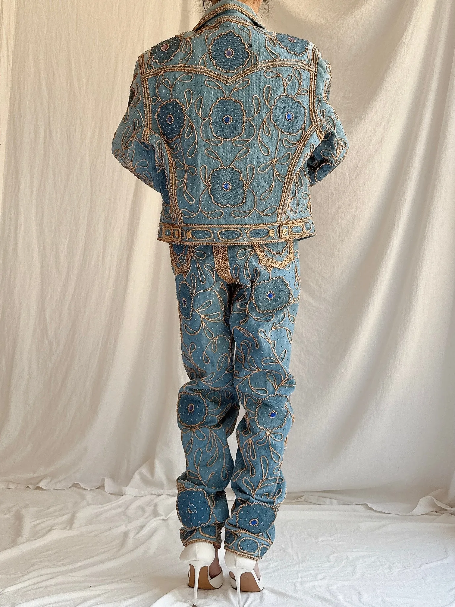 Vintage Eavis and Brown Wood-Embroidered Denim Set - M